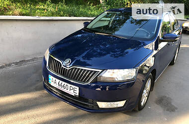 Хэтчбек Skoda Rapid 2015 в Киеве