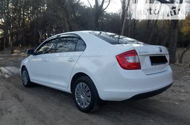 Лифтбек Skoda Rapid 2014 в Запорожье