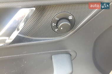 Лифтбек Skoda Rapid 2015 в Звягеле