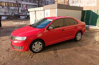 Седан Skoda Rapid 2015 в Киеве