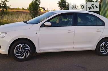 Хэтчбек Skoda Rapid 2013 в Барышевке