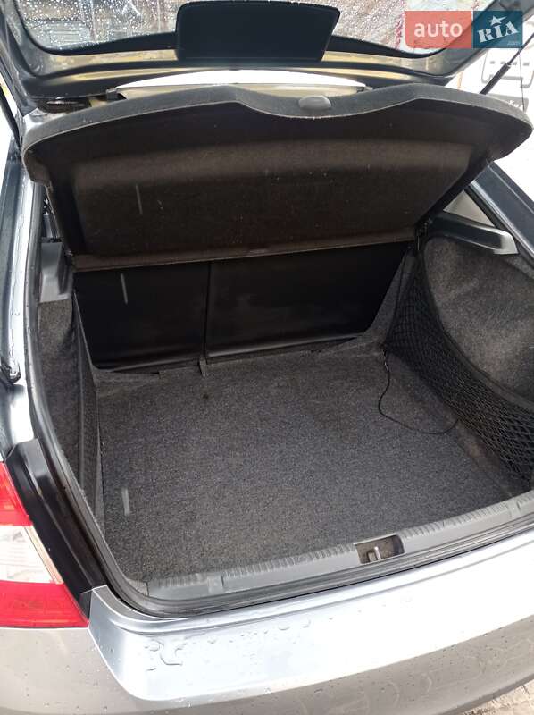 Лифтбек Skoda Rapid 2013 в Прилуках фото 10 Лифтбек Skoda Rapid 2013 в Прилуках