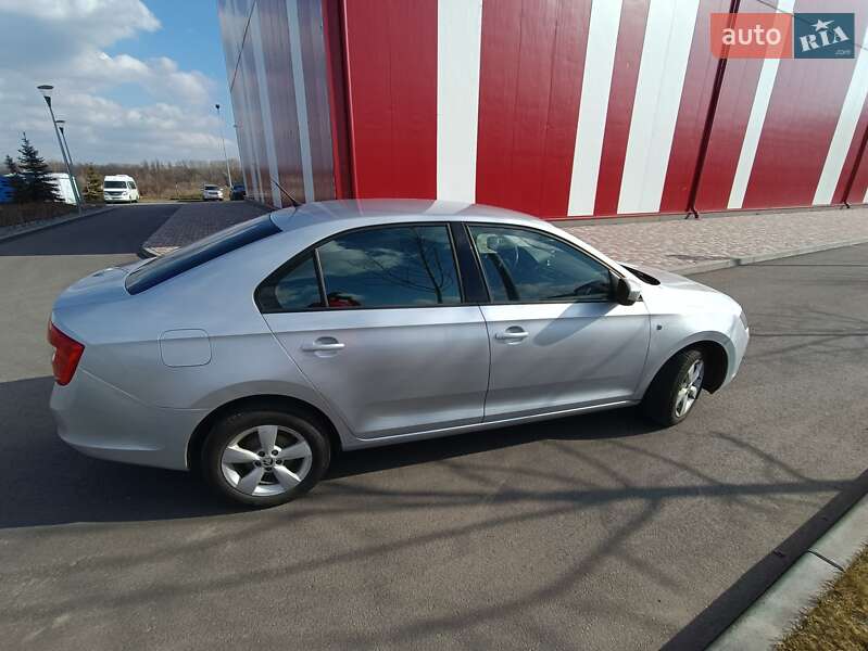 Ліфтбек Skoda Rapid 2013 в Дніпрі