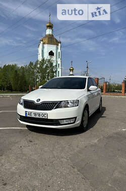 Лифтбек Skoda Rapid 2013 в Кривом Роге