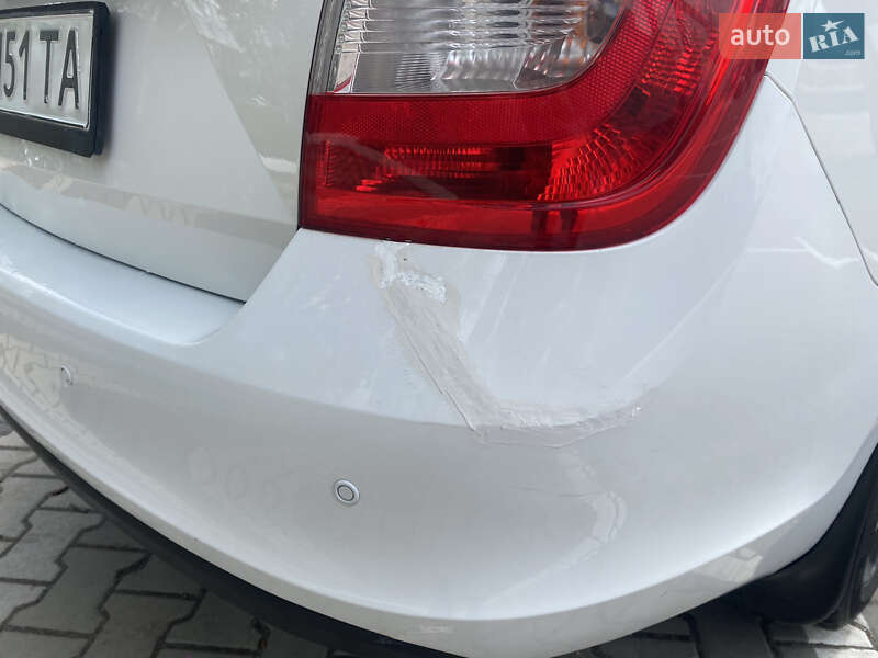 Лифтбек Skoda Rapid 2013 в Киеве фото 10 Лифтбек Skoda Rapid 2013 в Киеве