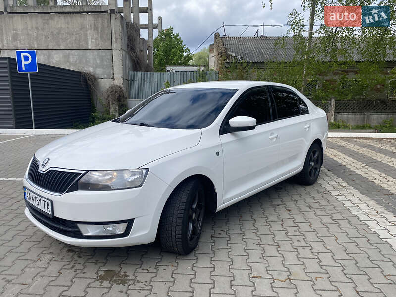 Лифтбек Skoda Rapid 2013 в Киеве фото 3 Лифтбек Skoda Rapid 2013 в Киеве