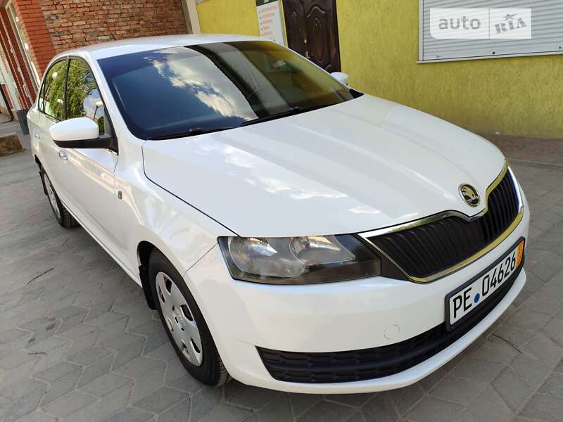 Ліфтбек Skoda Rapid 2014 в Чернівцях