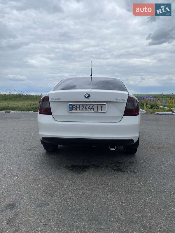 Ліфтбек Skoda Rapid 2013 в Татарбунарах