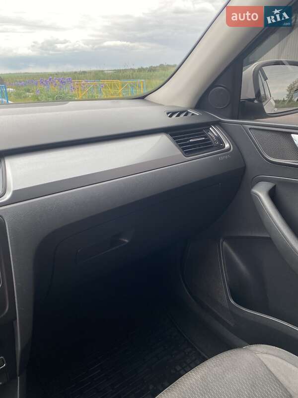 Ліфтбек Skoda Rapid 2013 в Татарбунарах