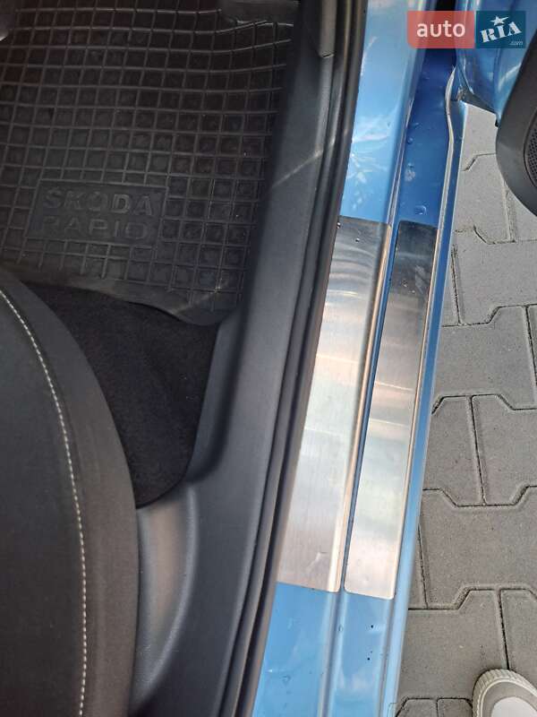 Лифтбек Skoda Rapid 2013 в Обухове