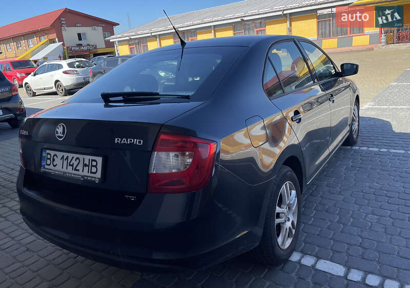 Ліфтбек Skoda Rapid 2013 в Львові