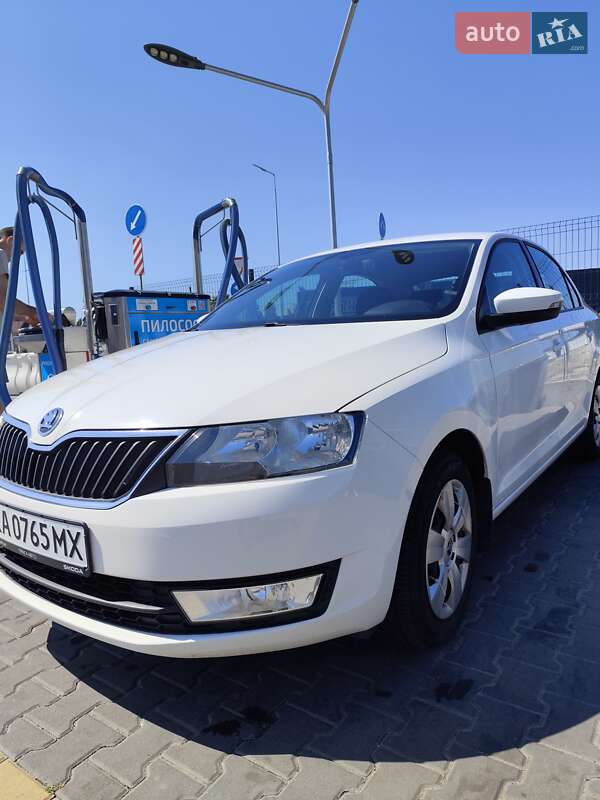 Лифтбек Skoda Rapid 2017 в Киеве фото 15 Лифтбек Skoda Rapid 2017 в Киеве