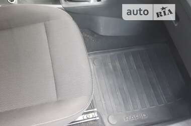 Хэтчбек Skoda Rapid 2013 в Житомире