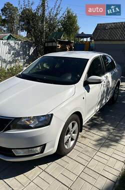 Лифтбек Skoda Rapid 2013 в Чернигове