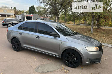 Лифтбек Skoda Rapid 2013 в Чернигове