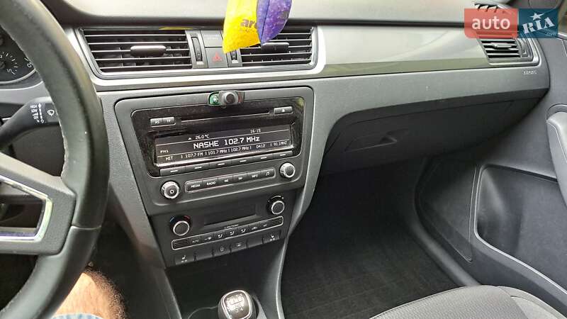 Ліфтбек Skoda Rapid 2015 в Житомирі
