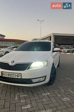 Хэтчбек Skoda Rapid 2014 в Мукачево