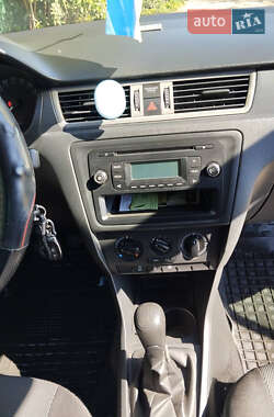 Хетчбек Skoda Rapid 2014 в 