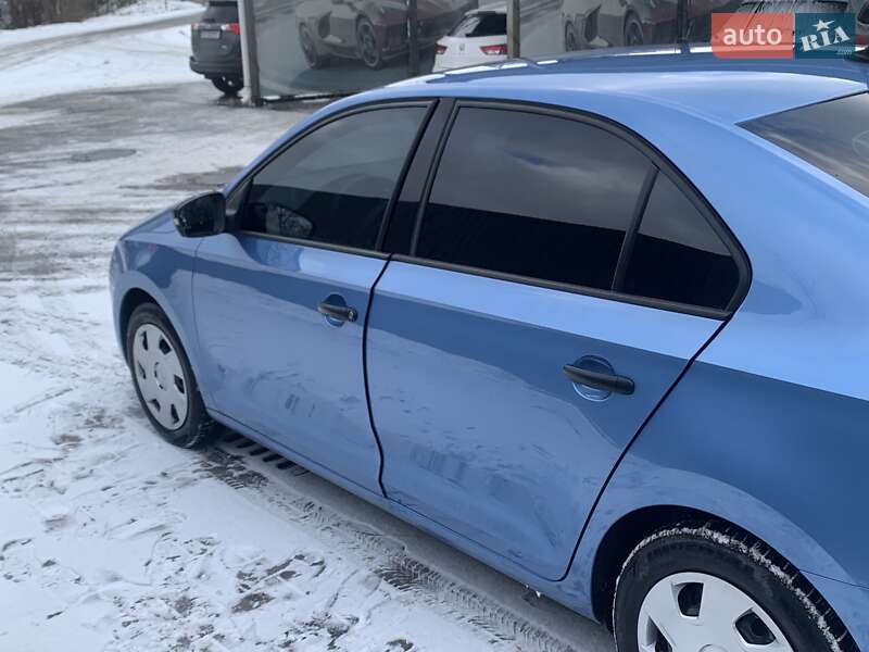 Лифтбек Skoda Rapid 2015 в Бурштыне фото 12 Лифтбек Skoda Rapid 2015 в Бурштыне