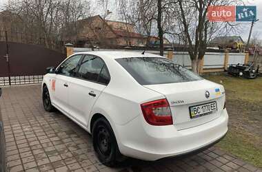 Ліфтбек Skoda Rapid 2013 в Львові