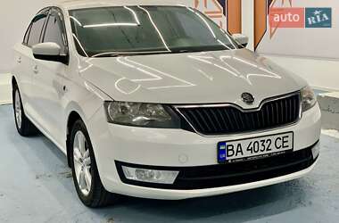 Лифтбек Skoda Rapid 2013 в Кропивницком