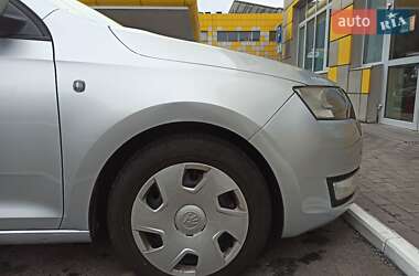 Лифтбек Skoda Rapid 2013 в 