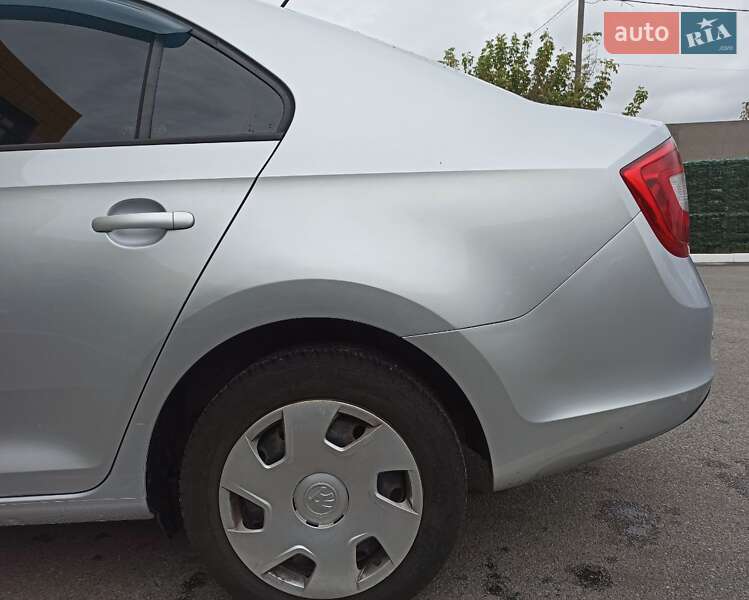 Лифтбек Skoda Rapid 2013 в Киеве