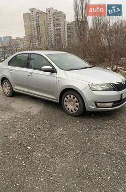 Хэтчбек Skoda Rapid 2013 в Киеве