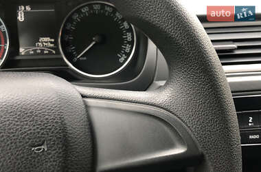 Лифтбек Skoda Rapid 2016 в 