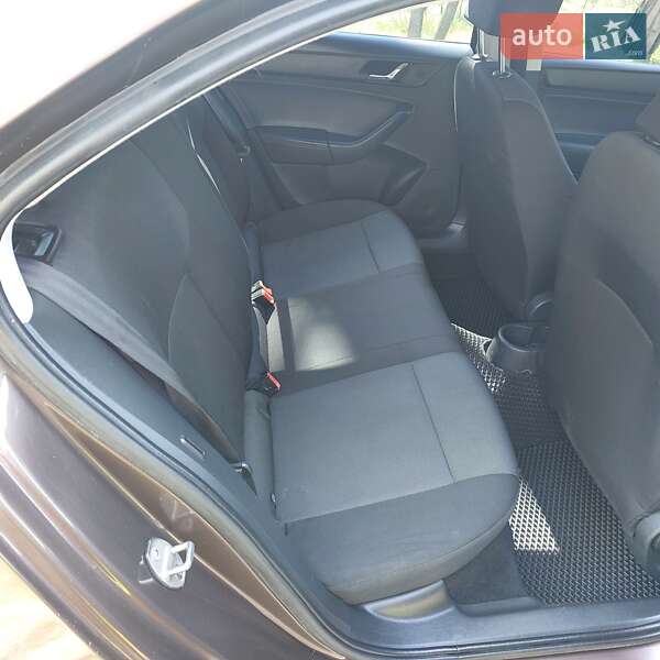 Ліфтбек Skoda Rapid 2016 в Новомосковську