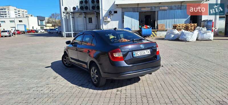 Лифтбек Skoda Rapid 2013 в Львове