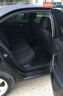 Ліфтбек Skoda Rapid 2014 в 