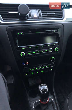 Ліфтбек Skoda Rapid 2014 в 