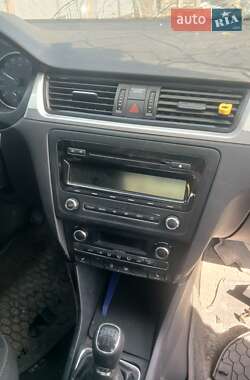 Лифтбек Skoda Rapid 2013 в 