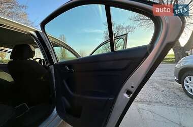 Ліфтбек Skoda Rapid 2013 в 