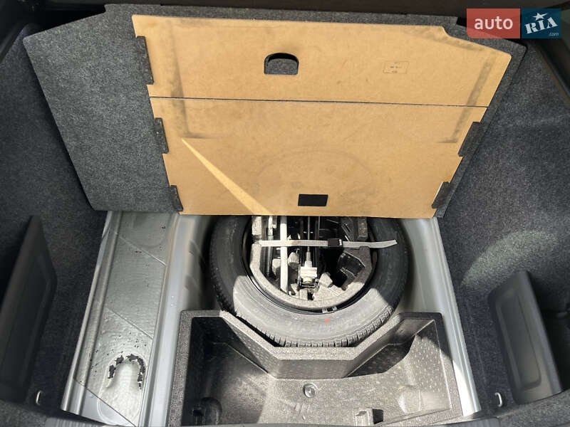 Ліфтбек Skoda Rapid 2013 в Києві