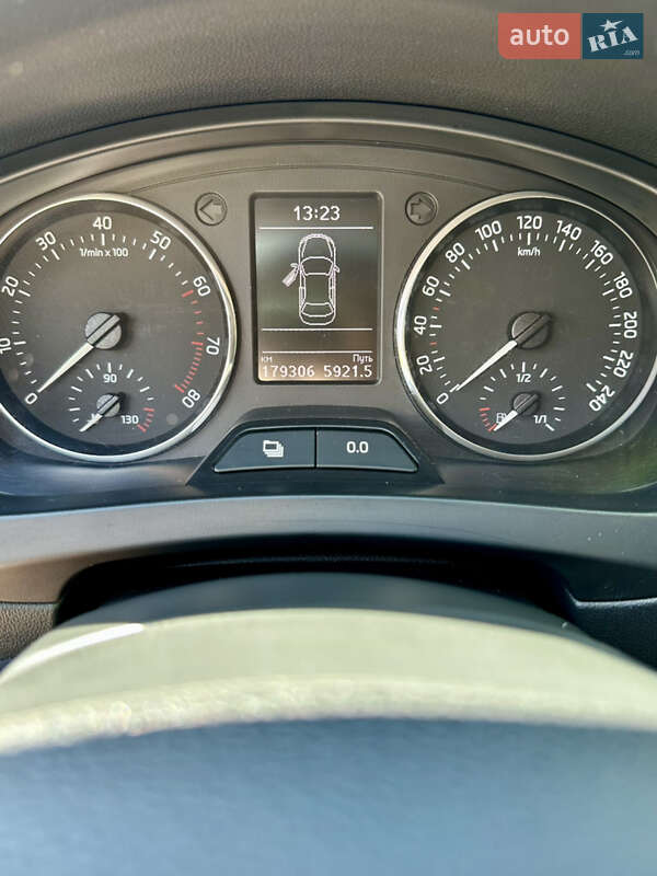 Ліфтбек Skoda Rapid 2015 в Києві