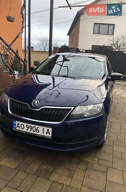Хетчбек Skoda Rapid 2016 в Іршаві