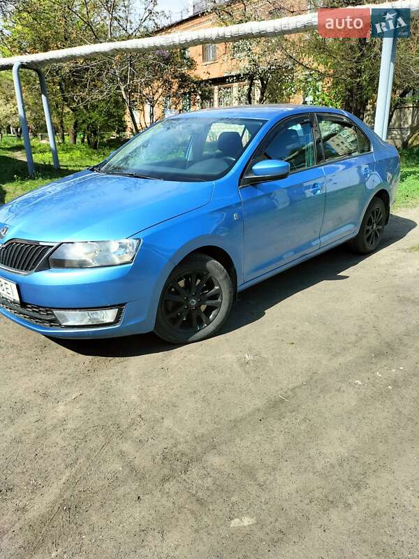 Хэтчбек Skoda Rapid 2013 в Харькове