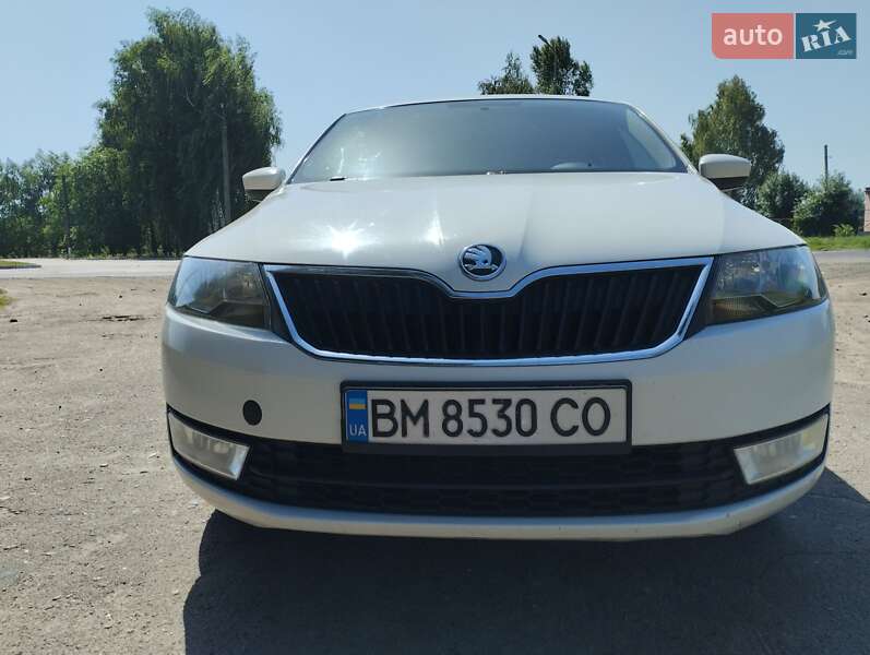 Лифтбек Skoda Rapid 2015 в Ромнах