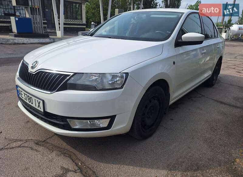 Skoda Rapid 2013 Skoda Rapid 2013