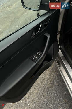 Лифтбек Skoda Rapid 2013 в 