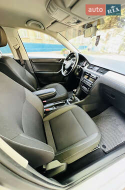 Ліфтбек Skoda Rapid 2013 в 