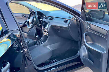 Ліфтбек Skoda Rapid 2013 в 