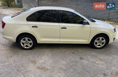 Лифтбек Skoda Rapid 2017 в 