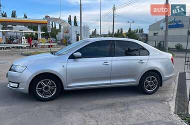 Ліфтбек Skoda Rapid 2013 в 