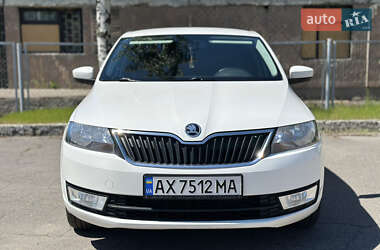 Лифтбек Skoda Rapid 2015 в 
