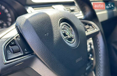 Лифтбек Skoda Rapid 2015 в 