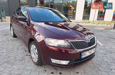 Лифтбек Skoda Rapid 2013 в Городке