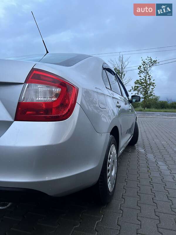Хэтчбек Skoda Rapid 2013 в Черновцах фото 6 Хэтчбек Skoda Rapid 2013 в Черновцах